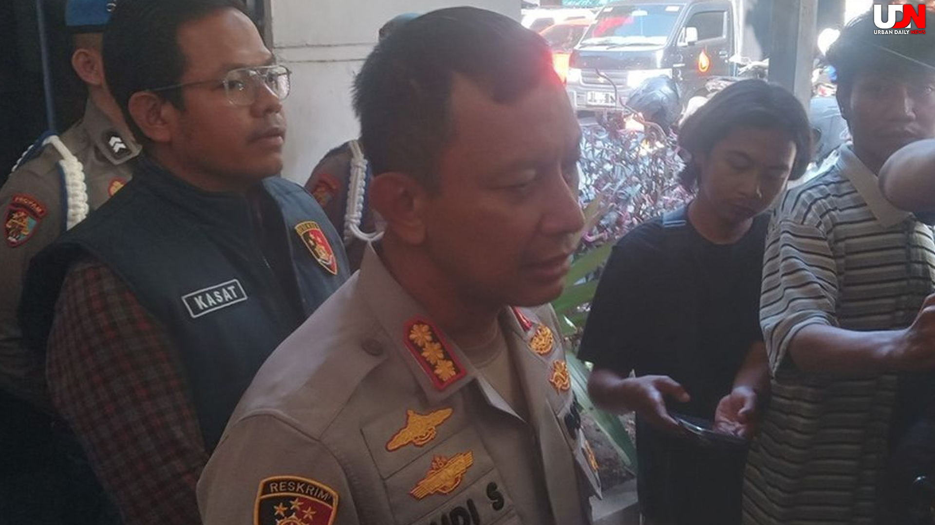 Pelajar Bandung dan Kamera Tersembunyi, Kasus di Polda Jabar