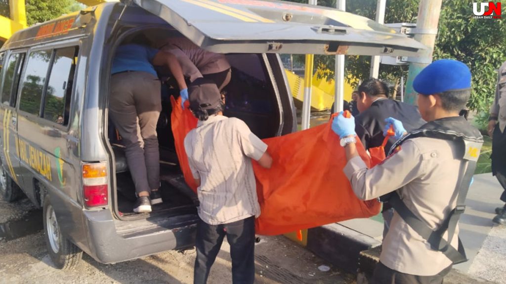 Ditemukan Mayat Tanpa Identitas di Sungai Riau, Warga Geger
