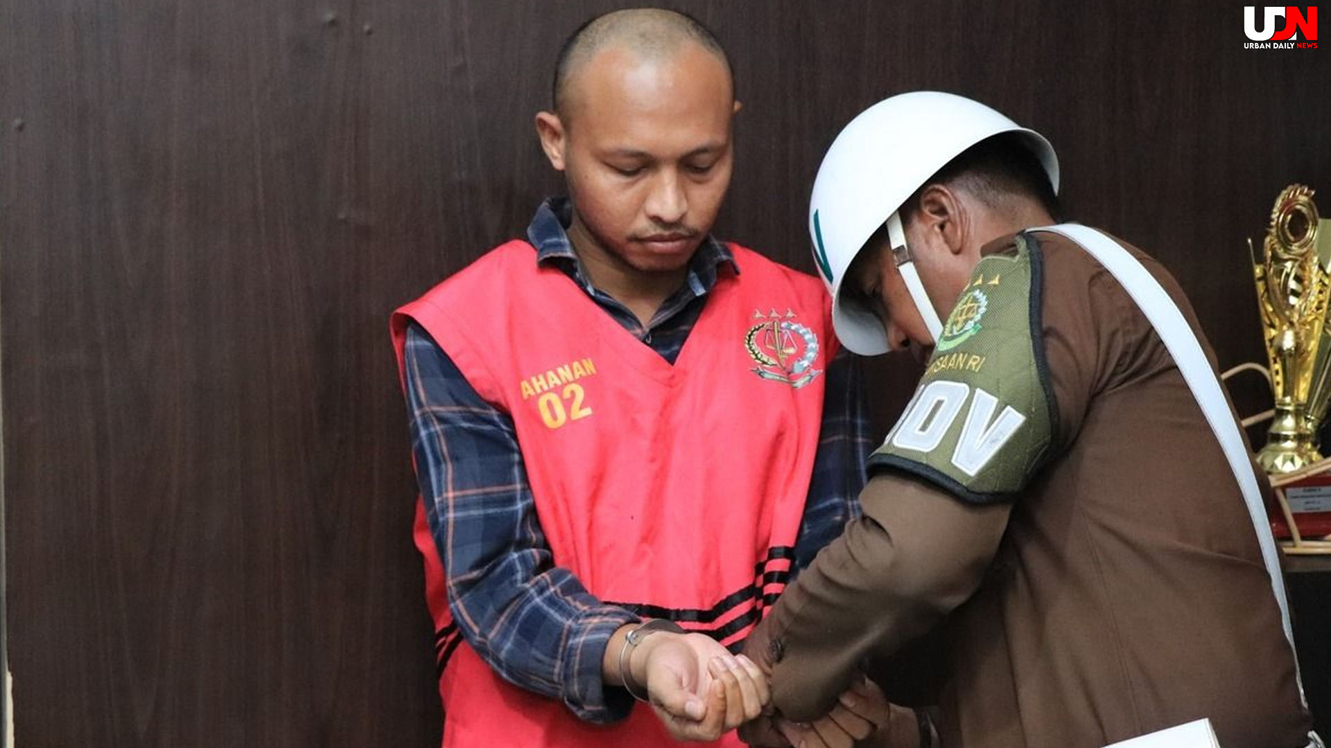 Namlea Geger, Pegawai Bank Gelapkan Dana Nasabah Rp 2 Miliar