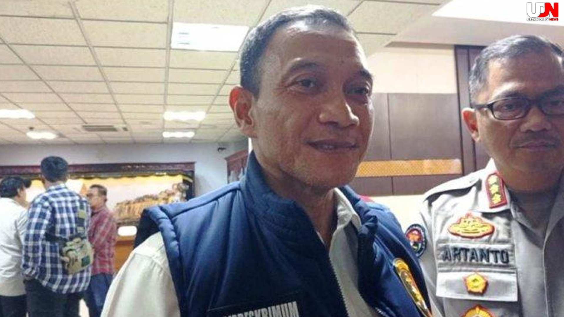 Polisi Tahan Bambang Raya dalam Kasus Pornografi Karaoke