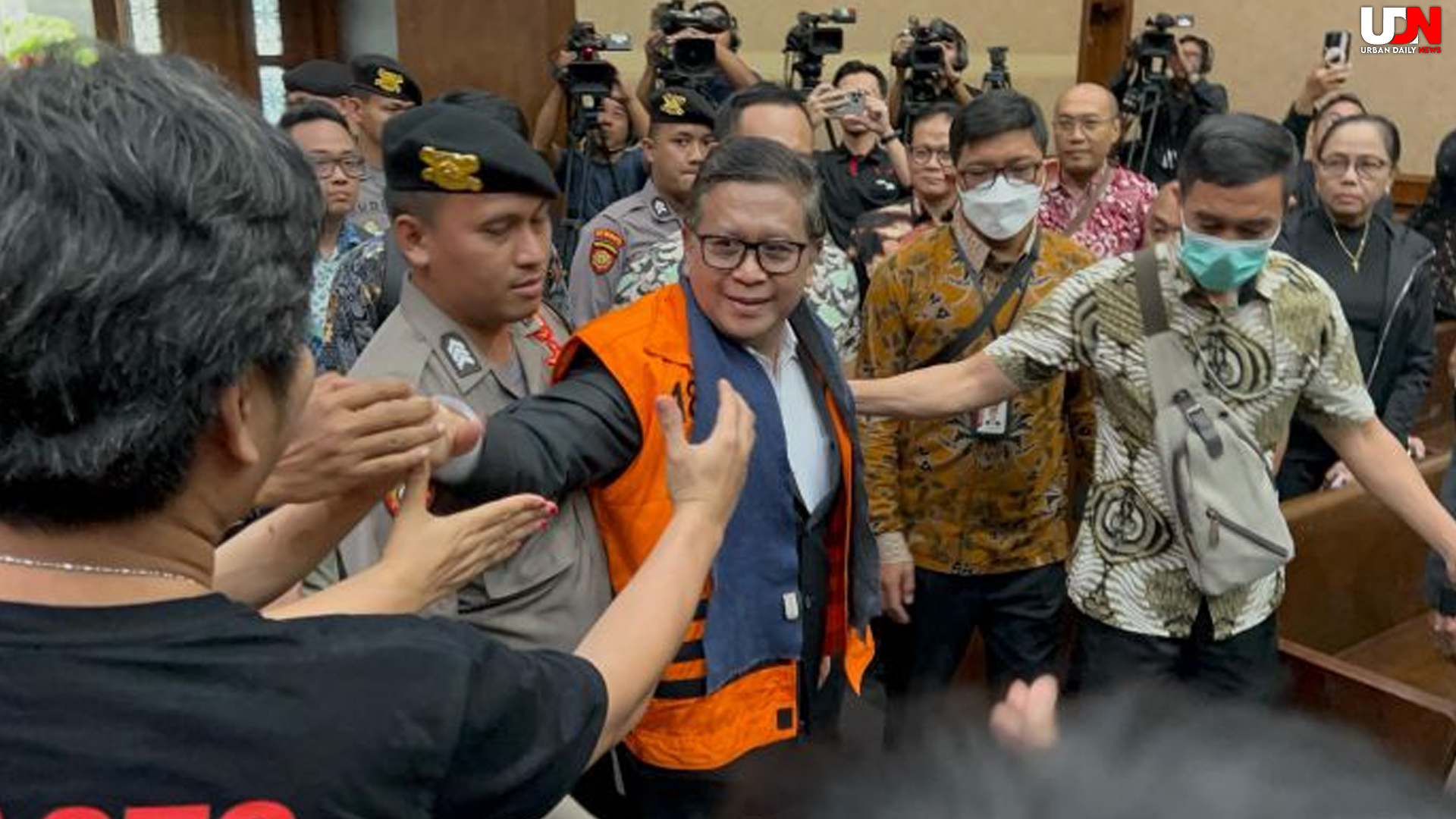 Hasto Bungkam, Tolak Ponsel Disita Saat Pemeriksaan KPK