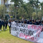 Mahasiswa UB Aksi di Samantha Krida, 5 Fakta Penting Tuntut