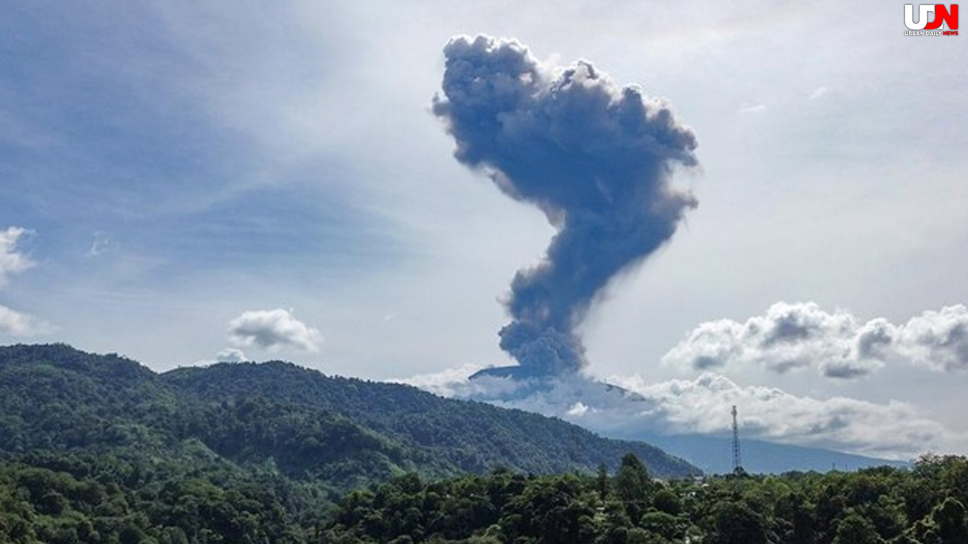 Erupsi Marapi Terbaru Kolom Abu 12 Km Membumbung Tinggi