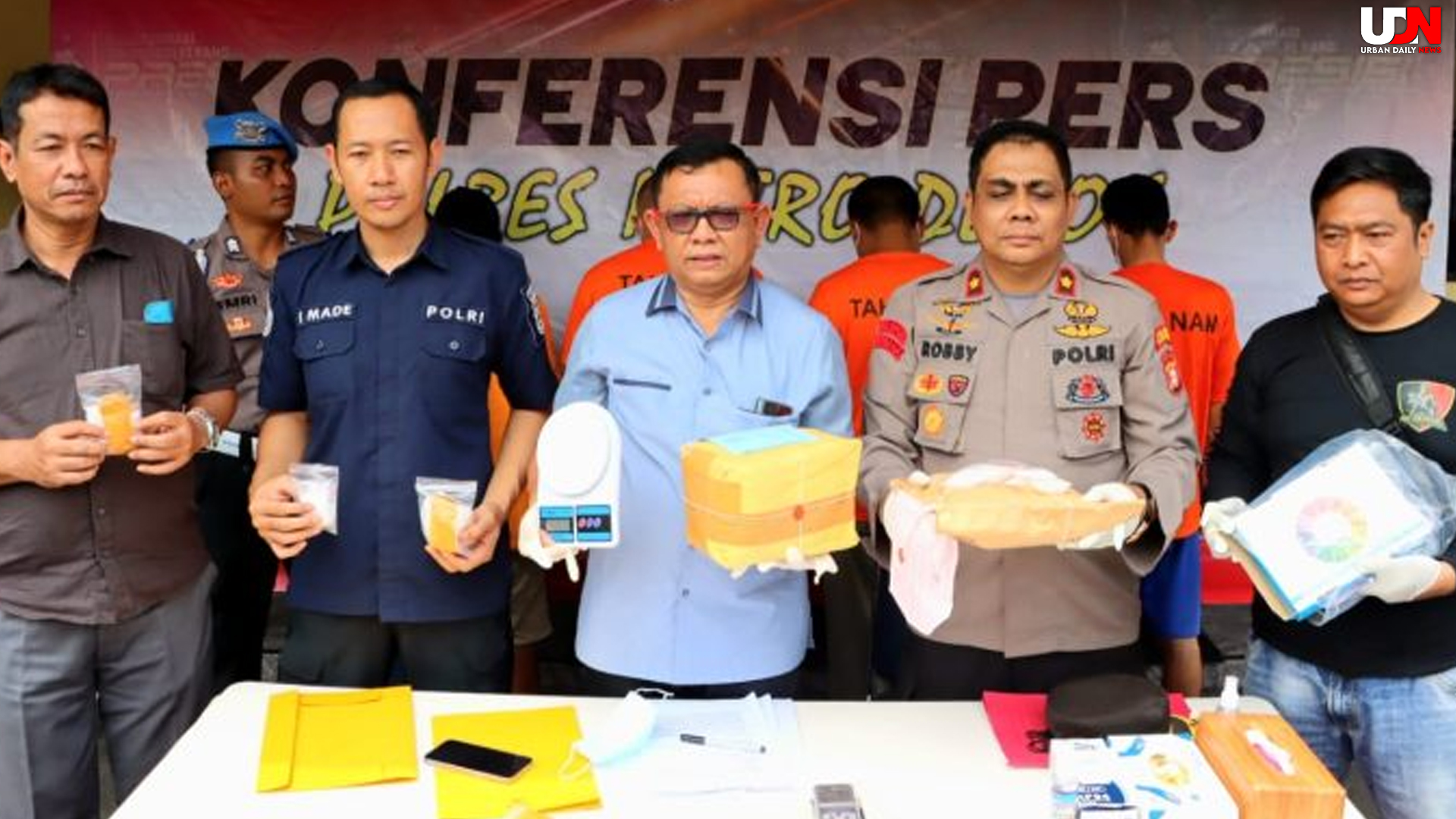 Polisi Buru Bos Besar Narkoba di Depok: 4 Dampak bagi Warga