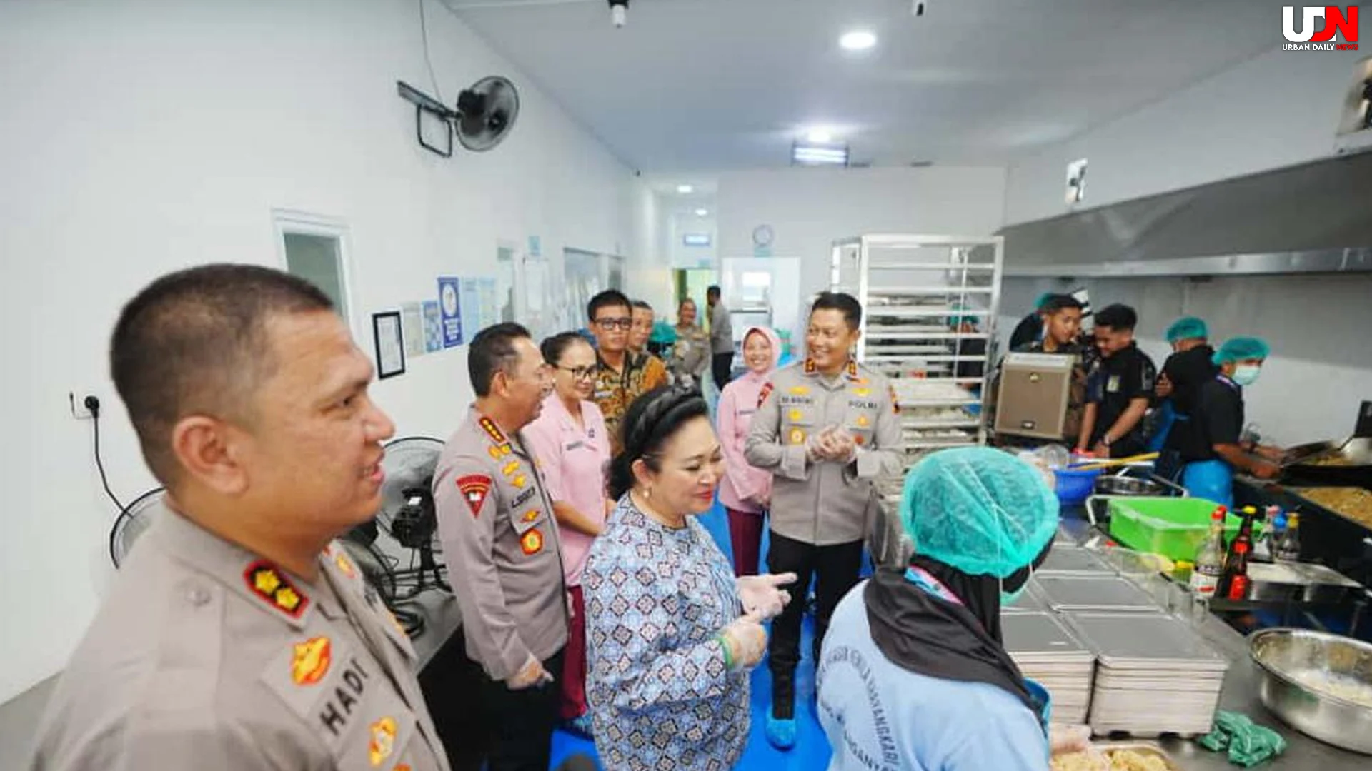 5 Poin Penting dari Tinjauan Kapolri dan Ketua Komisi IV di SPPG Jateng