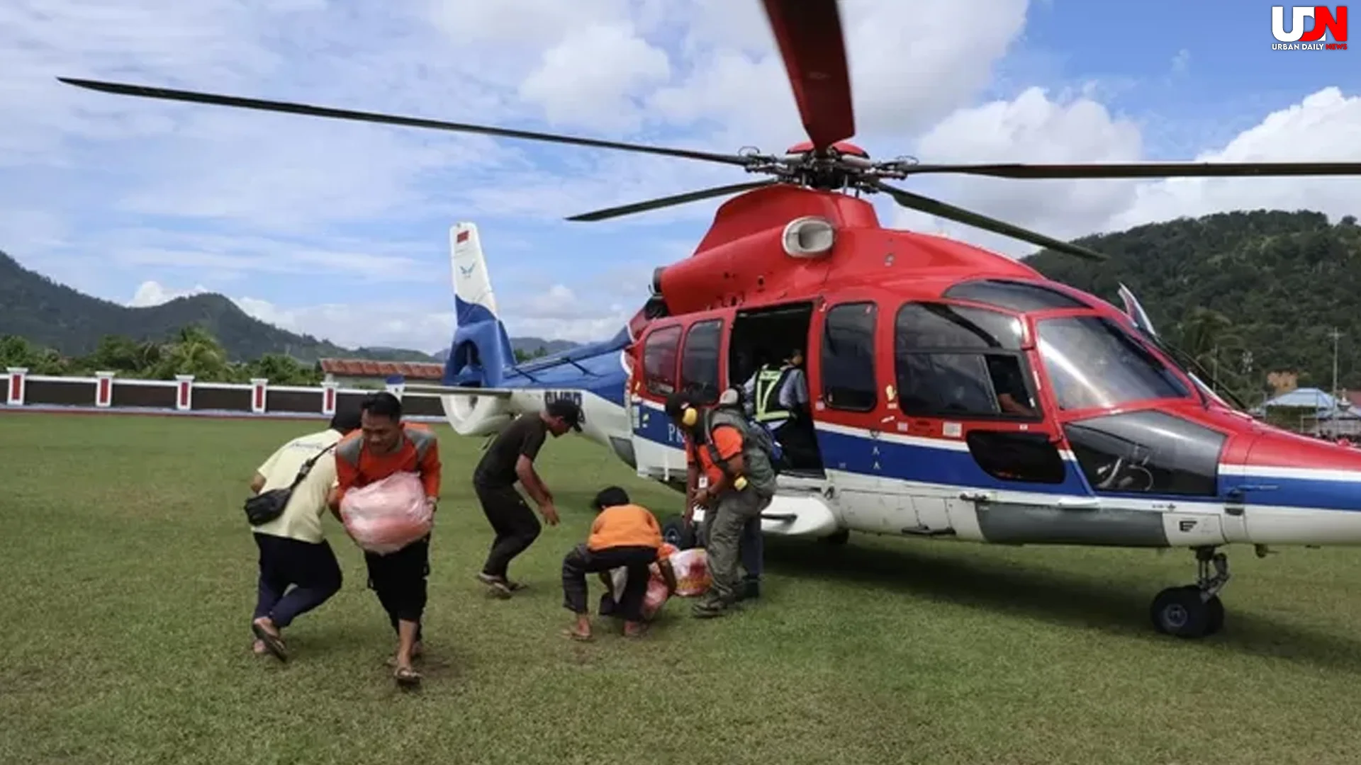 Helikopter Menhan Siapin 3, Tim Kesehatan Mobile Siap Hadapi Banjir Sumatera