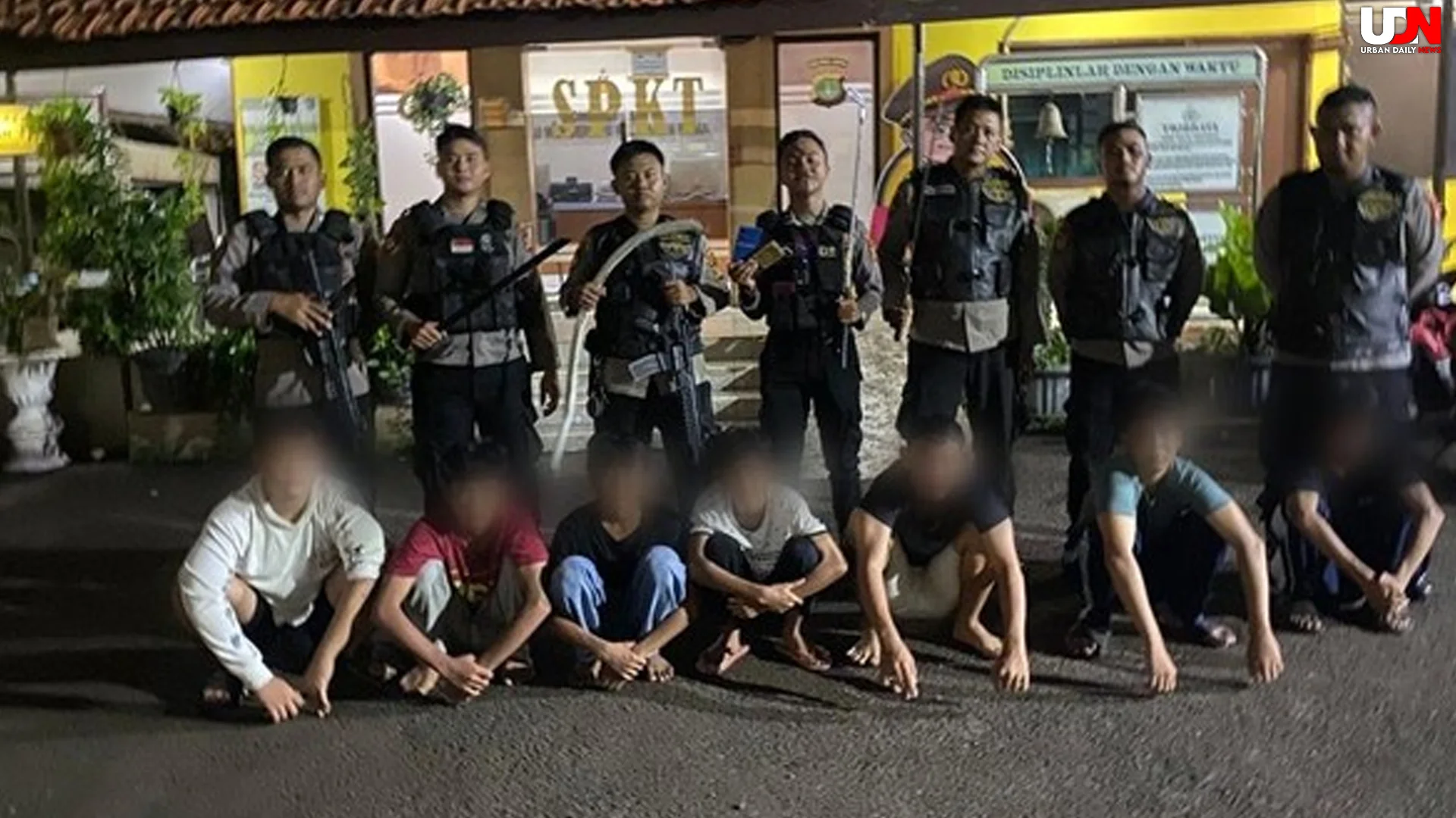 Tawuran Gagal di Jakbar Polisi Amankan 7 Remaja dan Senjata Corbek