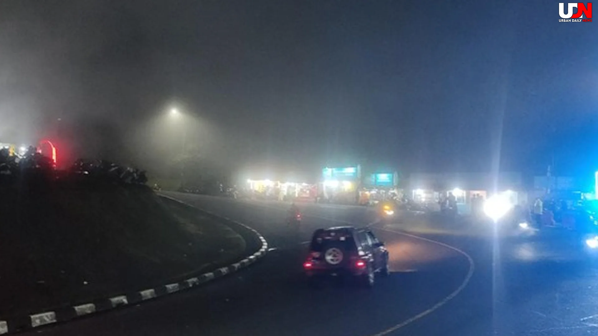 Jalur Puncak Terlihat Kabut Tebal 2026 Arus Balik Lebaran Super Risiko